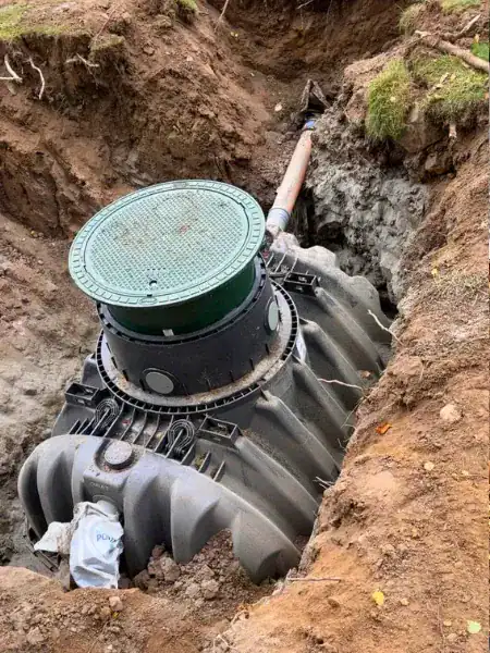 Soakaway crate and inspection chamber installed underground